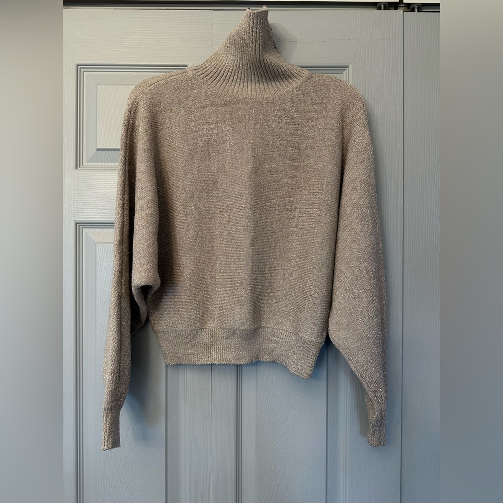 Women’s Express Gold Sweater Size Small